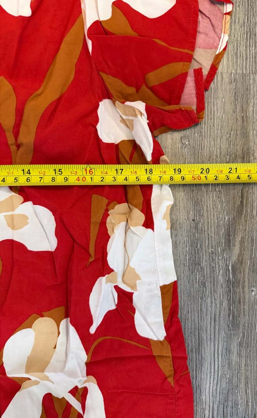 Liz Claiborne Red Floral Iris Print Blouse Flutter Sleeve M - Picture 6 of 8